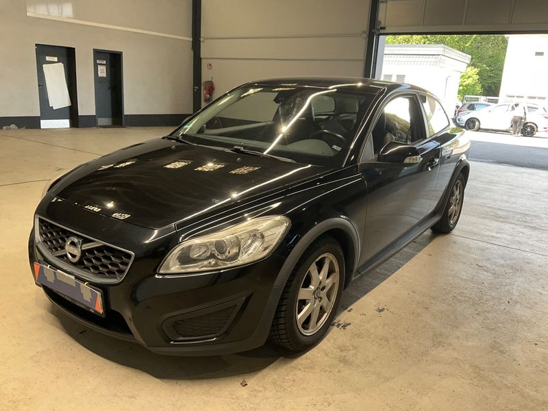 Volvo C30 1.6 D2 Kinetic 2012 – снимка 1
