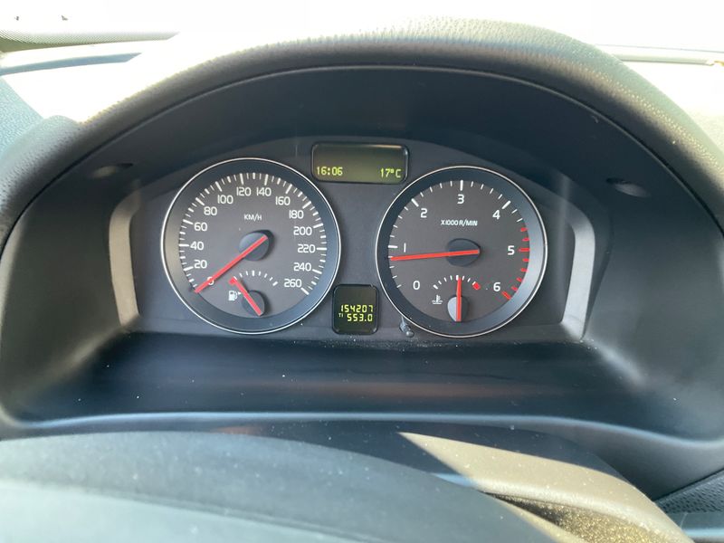 Volvo C30 1.6 D2 Kinetic 2012 – снимка 4