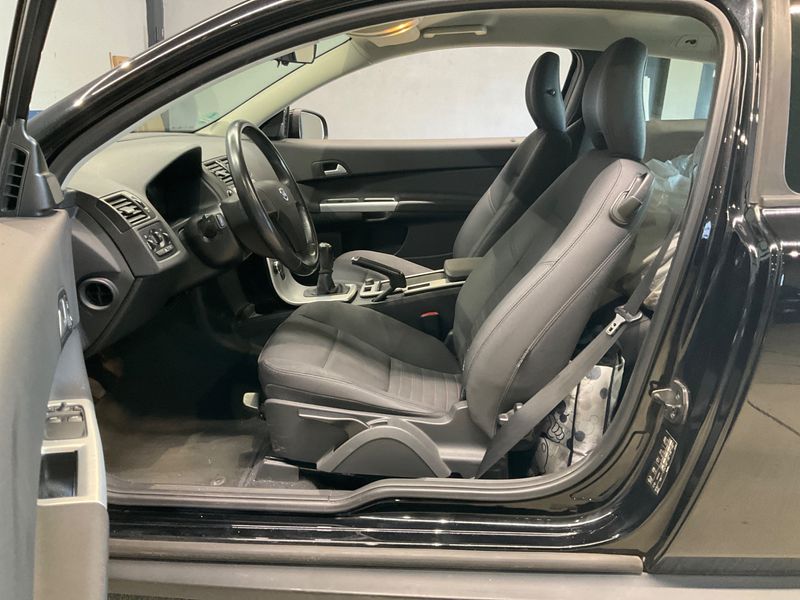 Volvo C30 1.6 D2 Kinetic 2012 – снимка 3
