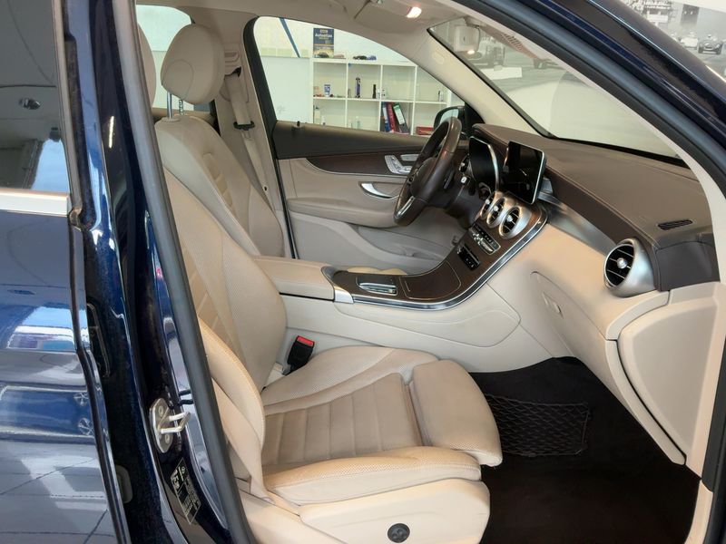 Mercedes-Benz GLC-Klasse GLC 220 d 4Matic AMG Line 2020 – снимка 16