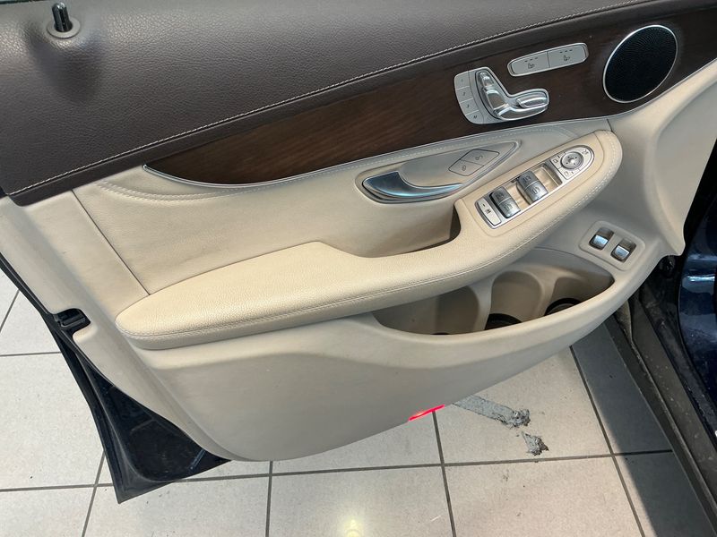 Mercedes-Benz GLC-Klasse GLC 220 d 4Matic AMG Line 2020 – снимка 21