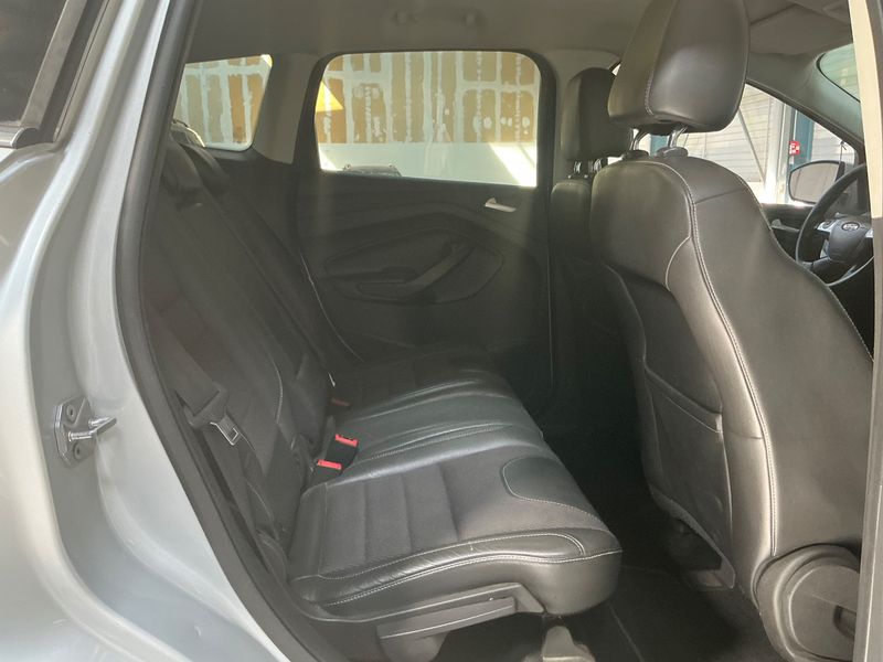 Ford Kuga 2.0 TDCi Titanium 2015 – снимка 19