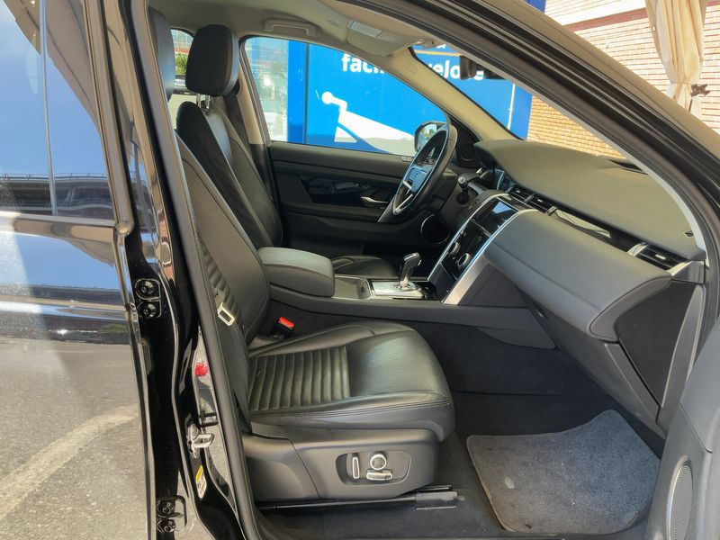 Land Rover Discovery Sport D165 Mild-Hybrid SE AWD 2021 – снимка 16