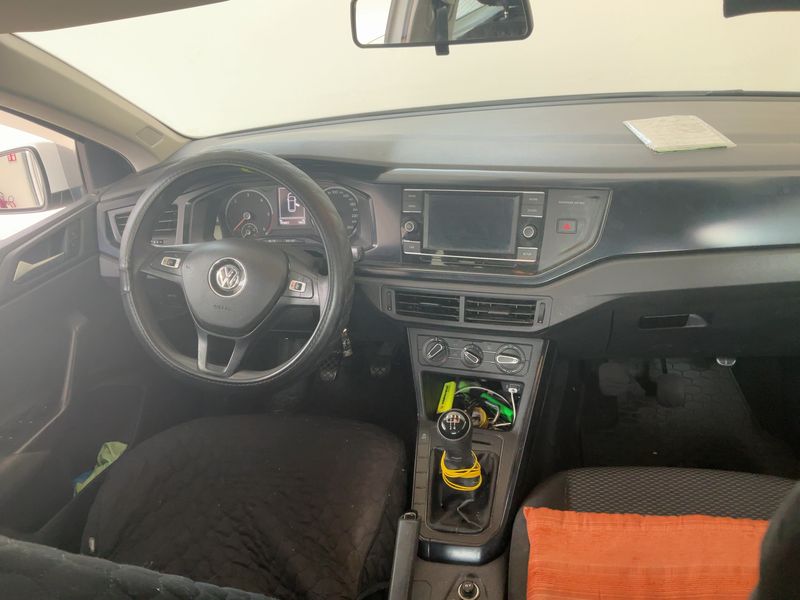 Volkswagen Polo 1.6 TDI Trendline 2018 – снимка 17