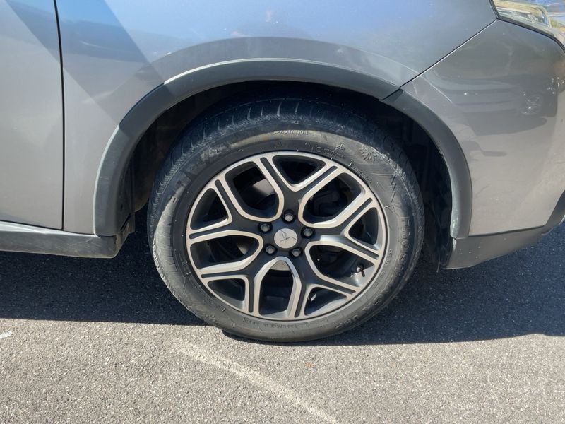 Mitsubishi Outlander 2.2 DI-D Instyle ClearTec 4WD 2016 – снимка 11