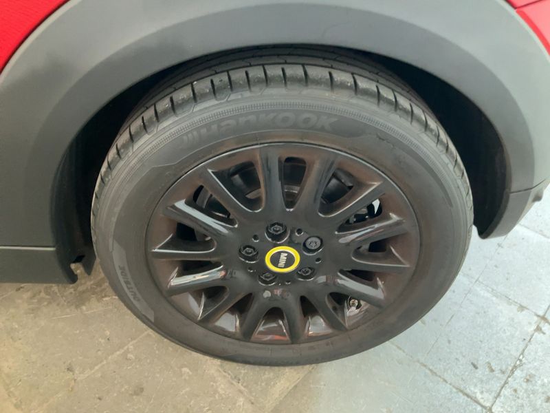 MINI Cooper SE Essential Trim 2021 – снимка 5