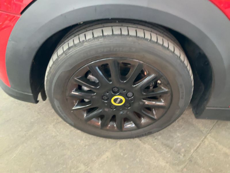 MINI Cooper SE Essential Trim 2021 – снимка 3