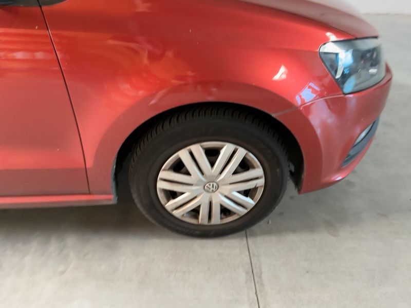 Volkswagen Polo 1.2 TSI Advance BlueMotion Tech 2014 – снимка 11