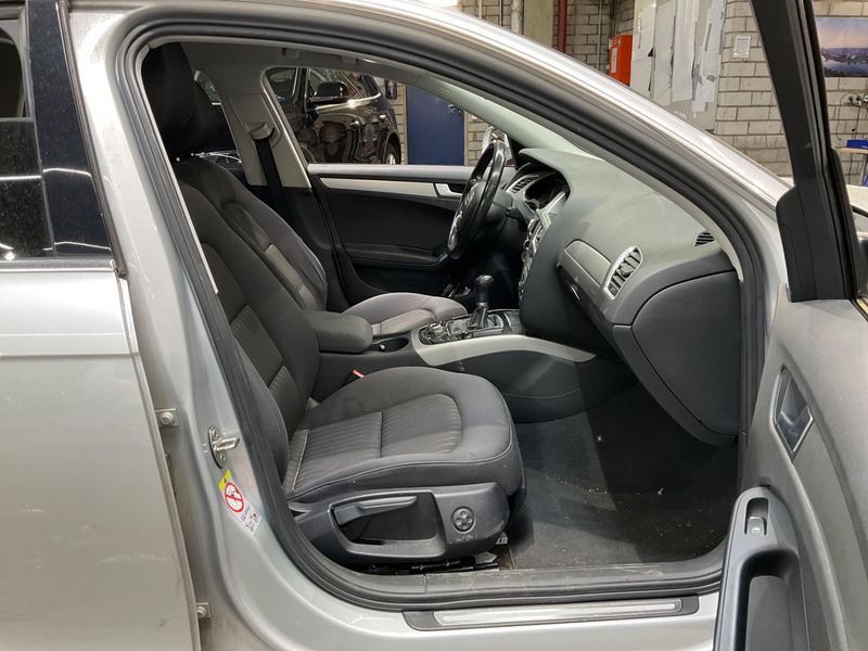 Audi A4 1.8 TFSI Ambiente 2009 – снимка 3