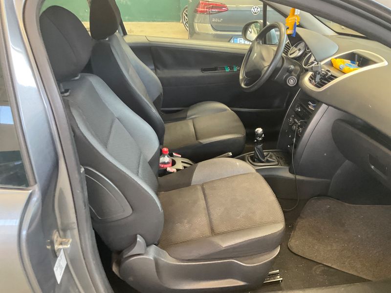 Peugeot 207 1.4 X Line 2009 – снимка 3