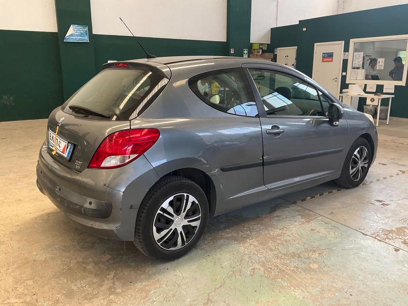 Peugeot 207 1.4 X Line 2009 – снимка 2