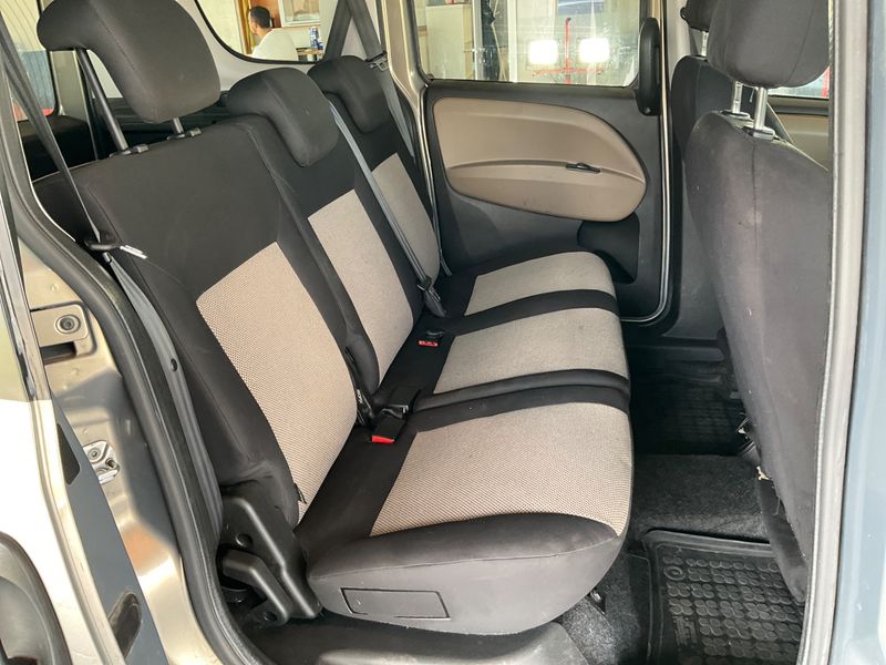 Opel Combo 1.6 CDTI DPF Edition L1H1 2015 – снимка 42
