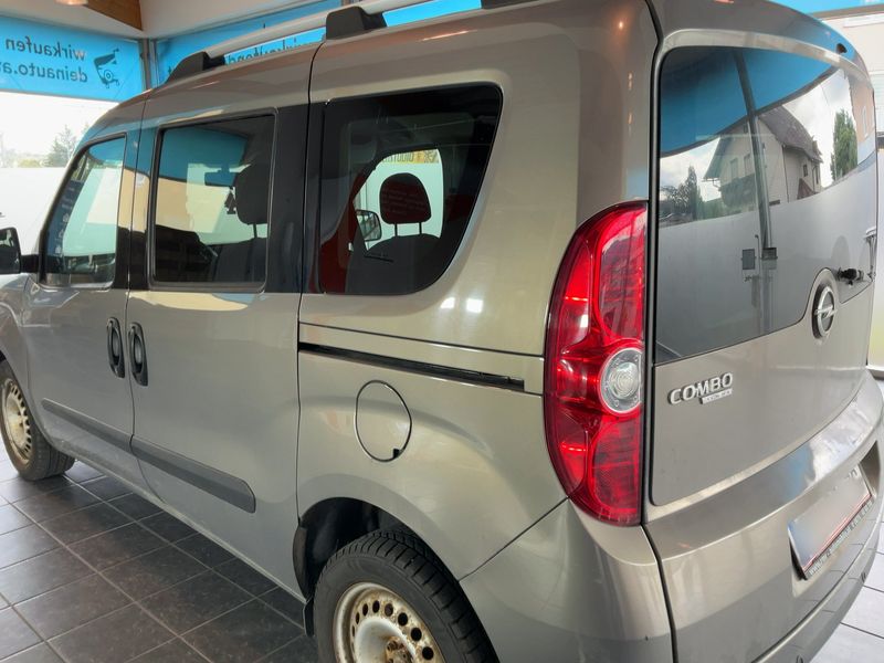 Opel Combo 1.6 CDTI DPF Edition L1H1 2015 – снимка 6