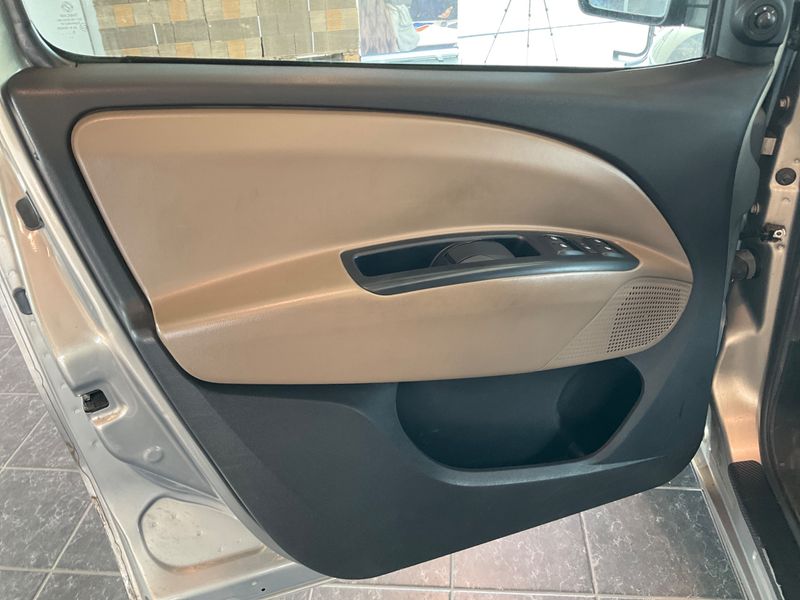 Opel Combo 1.6 CDTI DPF Edition L1H1 2015 – снимка 39