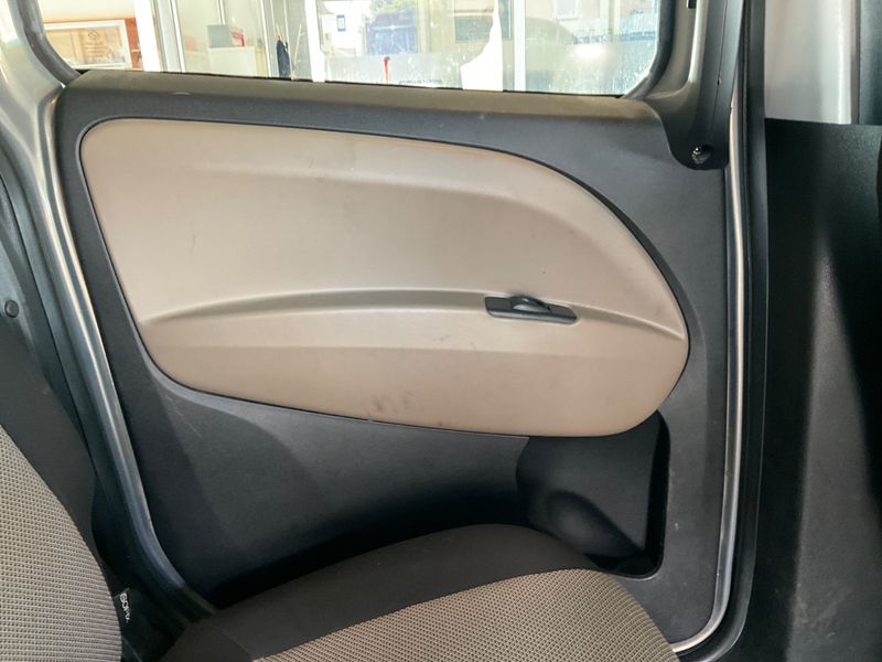 Opel Combo 1.6 CDTI DPF Edition L1H1 2015 – снимка 35