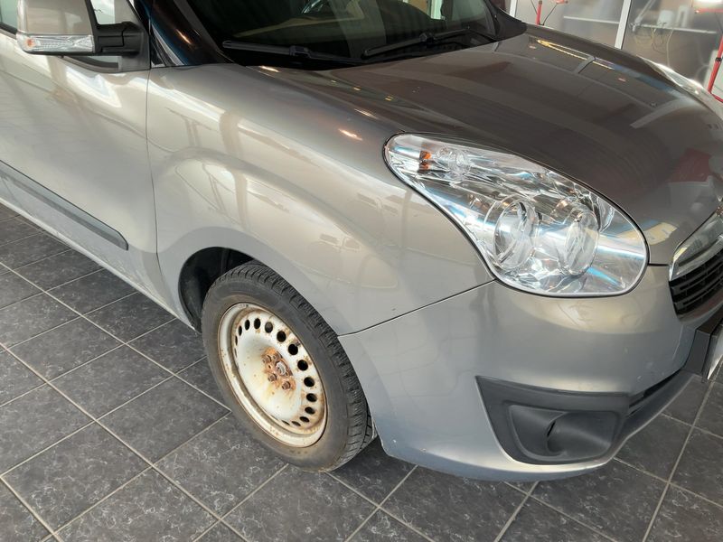 Opel Combo 1.6 CDTI DPF Edition L1H1 2015 – снимка 12