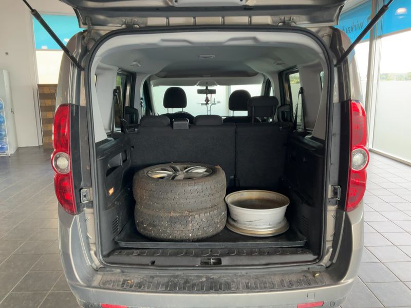 Opel Combo 1.6 CDTI DPF Edition L1H1 2015 – снимка 15