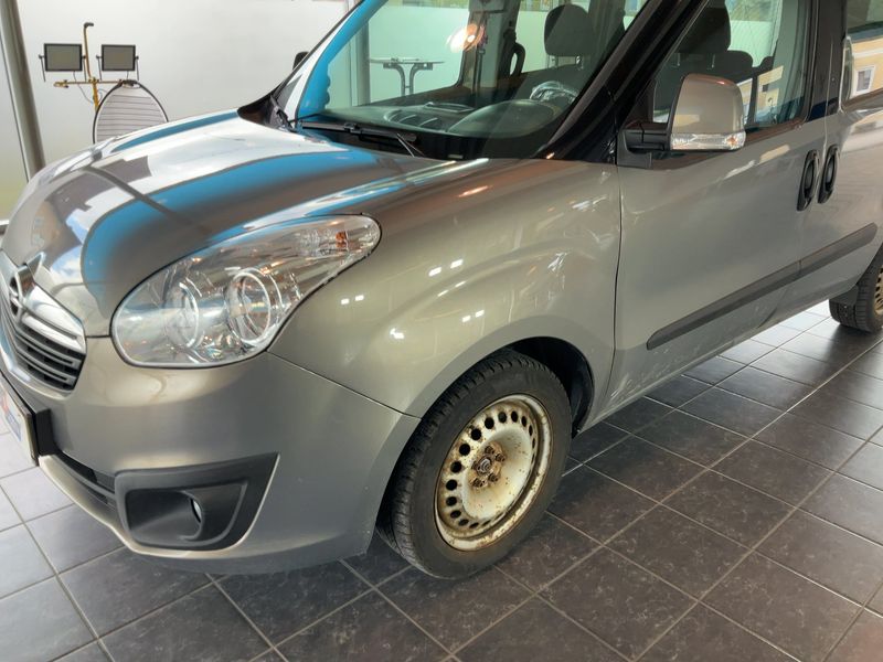 Opel Combo 1.6 CDTI DPF Edition L1H1 2015 – снимка 2