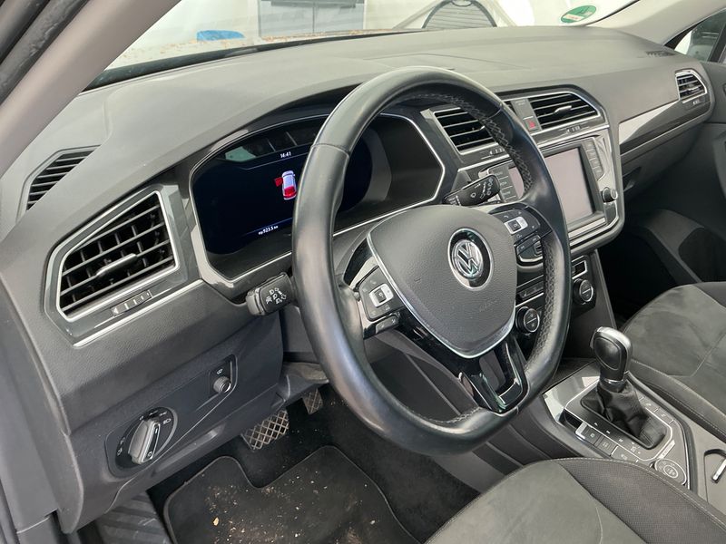 Volkswagen Tiguan 2.0 TDI Highline 4Motion BlueMotion Tech 2017 – снимка 27