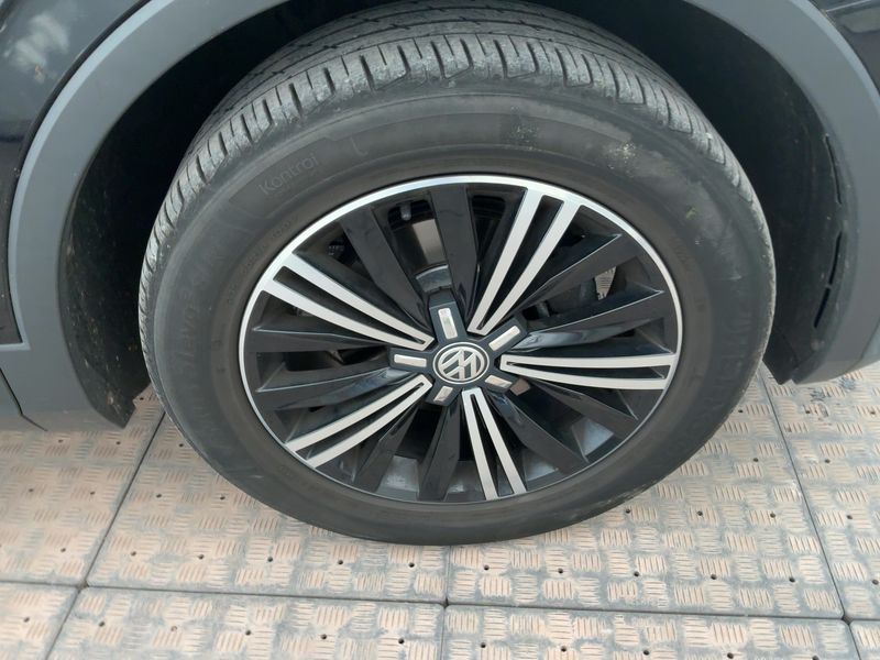 Volkswagen Tiguan 2.0 TDI Highline 4Motion BlueMotion Tech 2017 – снимка 11