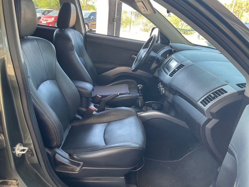 Citroen C-Crosser 2.2 HDi Exclusive 2011 – снимка 3