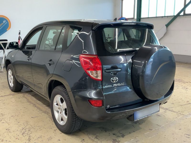 Toyota RAV 4 2.0 Elegance 2006 – снимка 6