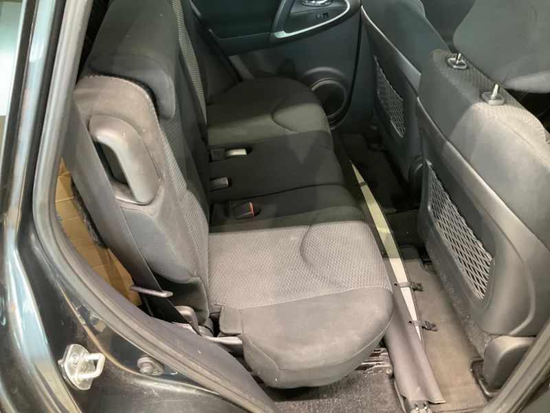 Toyota RAV 4 2.0 Elegance 2006 – снимка 34