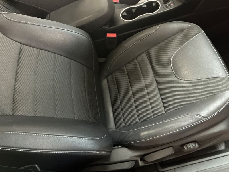 Ford Kuga 1.5 EcoBoost Titanium 2015 – снимка 24