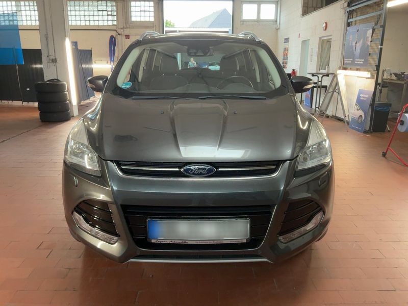 Ford Kuga 1.5 EcoBoost Titanium 2015 – снимка 14