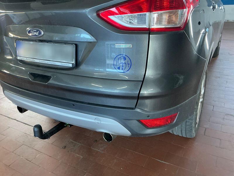 Ford Kuga 1.5 EcoBoost Titanium 2015 – снимка 27