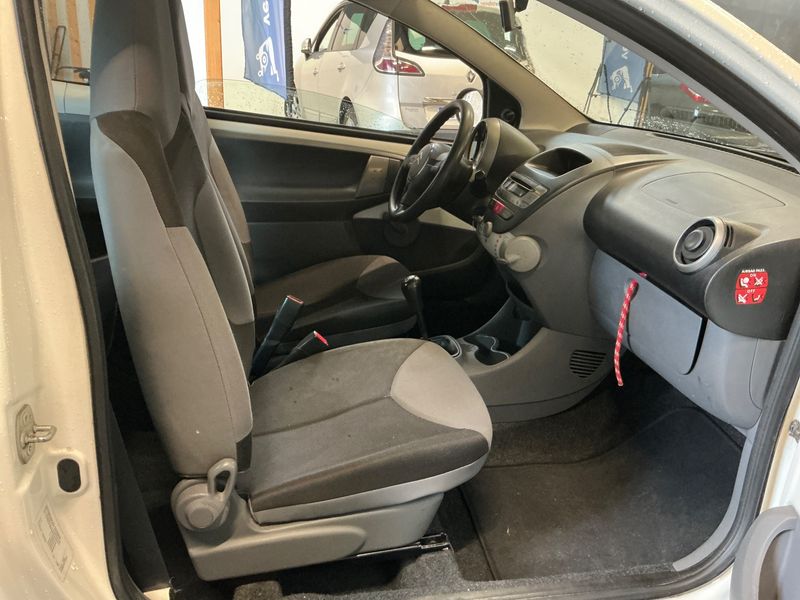 Citroen C1 1.0 Attraction 2012 – снимка 3
