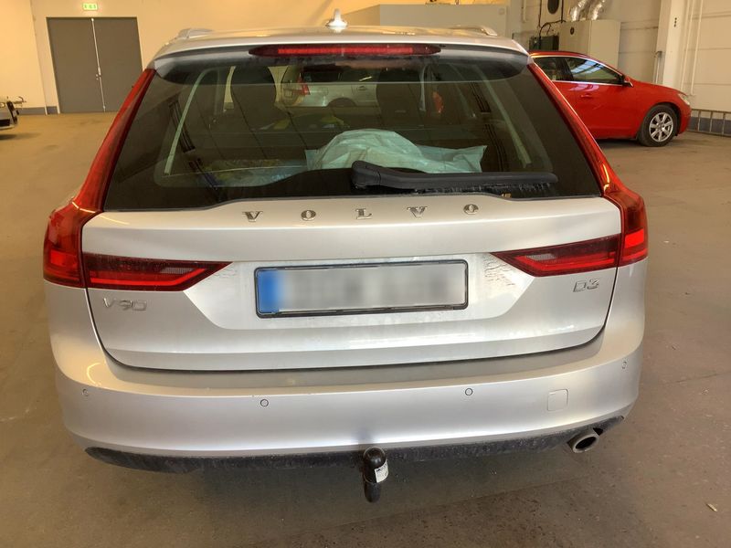 Volvo V90 2.0 D3 Momentum 2019 – снимка 7