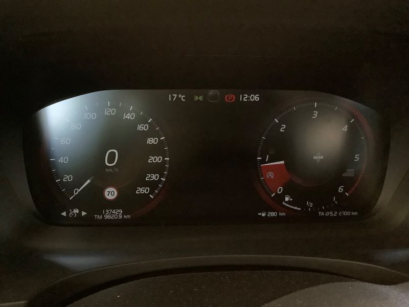 Volvo V90 2.0 D3 Momentum 2019 – снимка 19