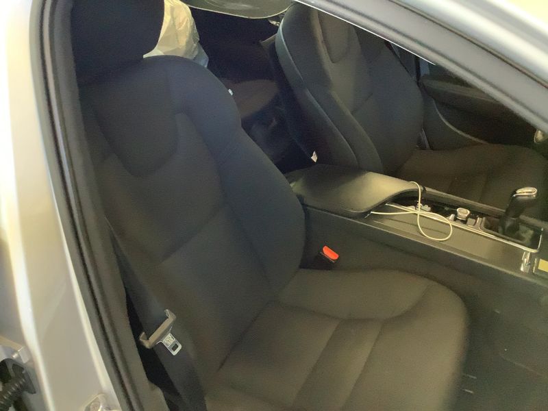 Volvo V90 2.0 D3 Momentum 2019 – снимка 17