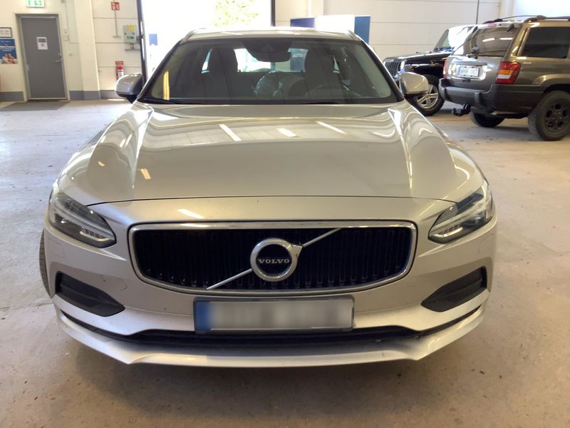 Volvo V90 2.0 D3 Momentum 2019 – снимка 14