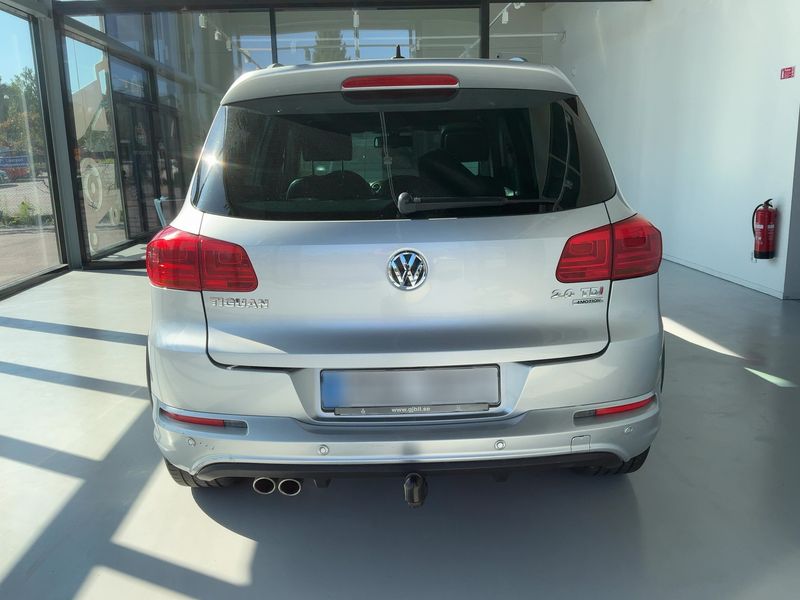 Volkswagen Tiguan 2.0 TDI Sport & Style 4Motion BlueMotion Tech 2015 – снимка 7