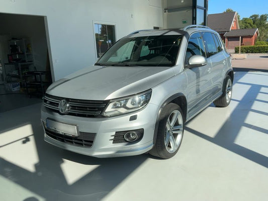 Volkswagen Tiguan 2.0 TDI Sport & Style 4Motion BlueMotion Tech 2015 – снимка 1