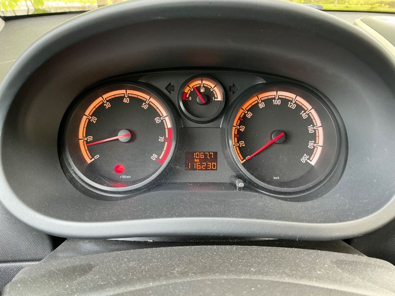 Opel Corsa 1.2 Selection "110 Jahre" 2009 – снимка 4