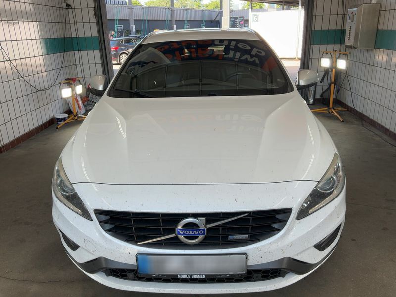 Volvo V60 2.0 D3 R-Design 2014 – снимка 14
