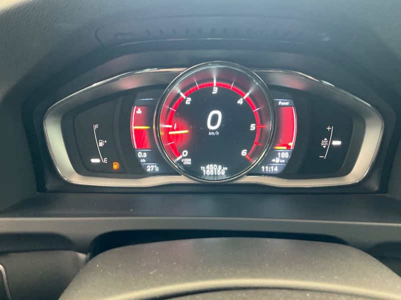 Volvo V60 2.0 D3 R-Design 2014 – снимка 18