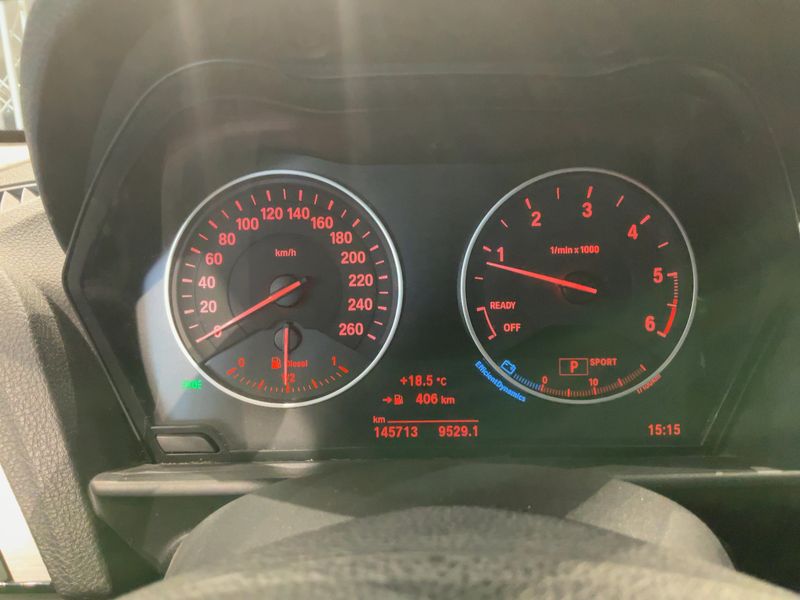 BMW 1er 120d Advantage 2017 – снимка 19
