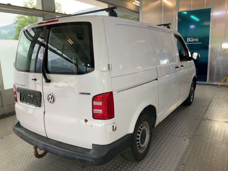 Volkswagen T6 Transporter 2.0 TDI Kasten 4Motion 2018 – снимка 8