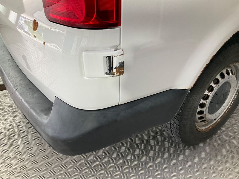 Volkswagen T6 Transporter 2.0 TDI Kasten 4Motion 2018 – снимка 35