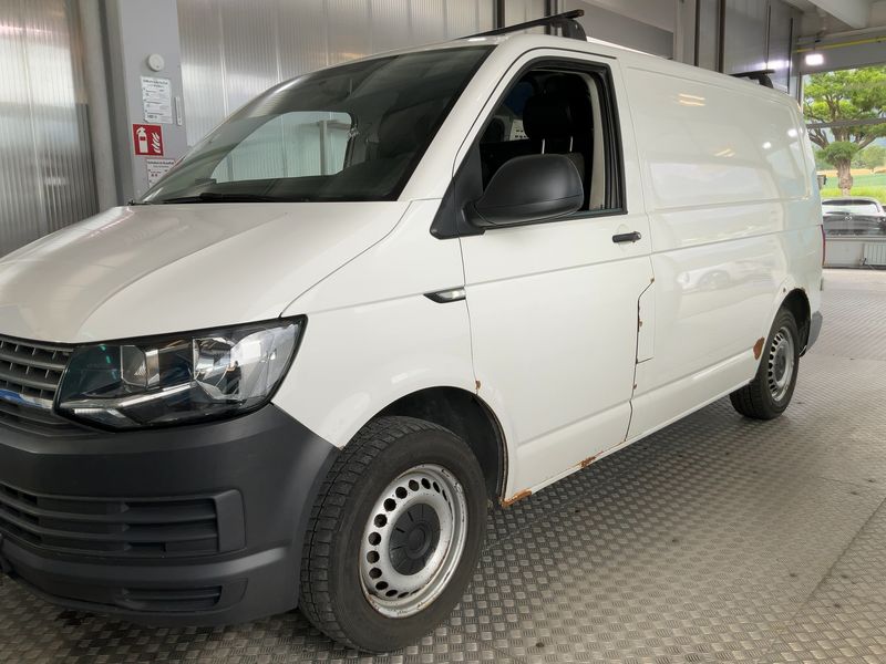 Volkswagen T6 Transporter 2.0 TDI Kasten 4Motion 2018 – снимка 2