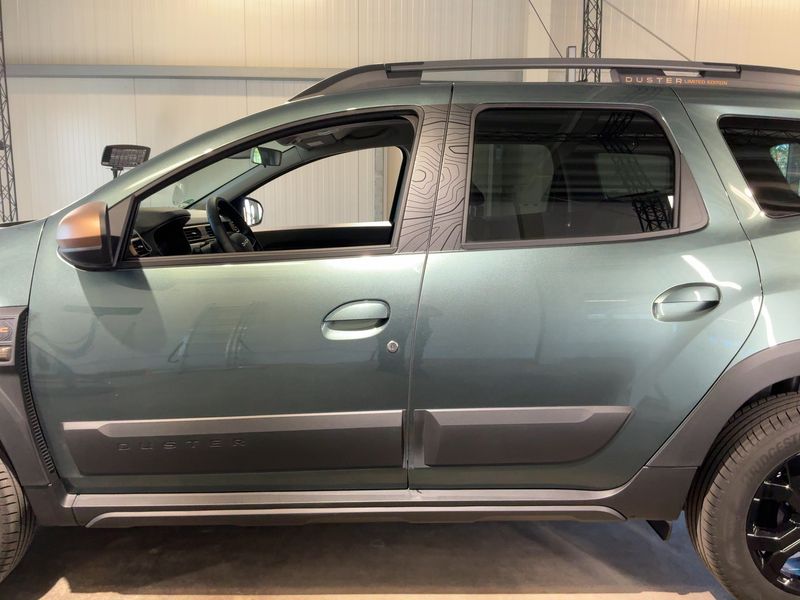 Dacia Duster 1.3 TCe Extreme 2024 – снимка 4