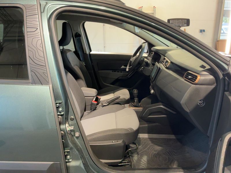 Dacia Duster 1.3 TCe Extreme 2024 – снимка 16