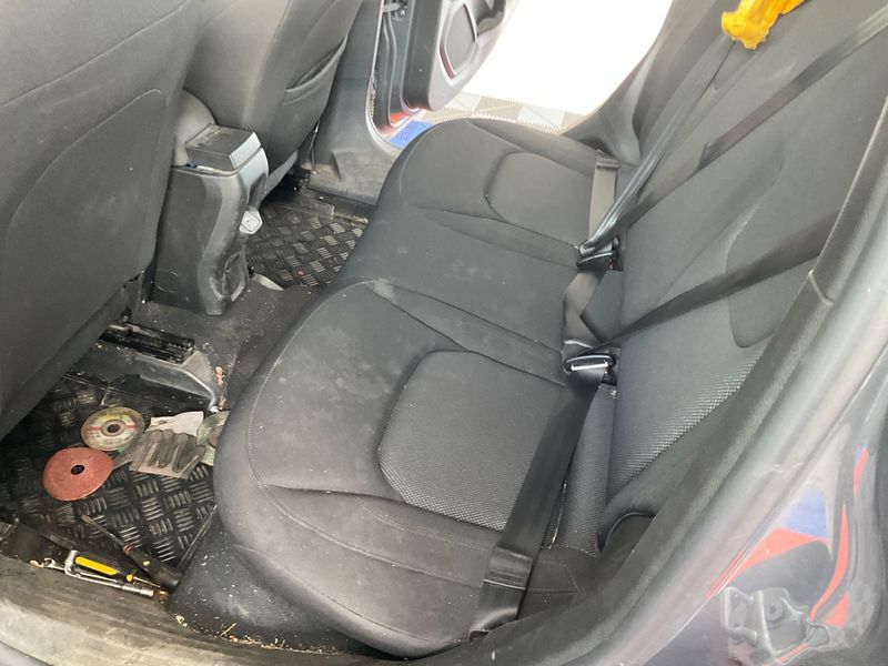 Jeep Renegade 1.0 TGDi Longitude 4x2 2021 – снимка 31