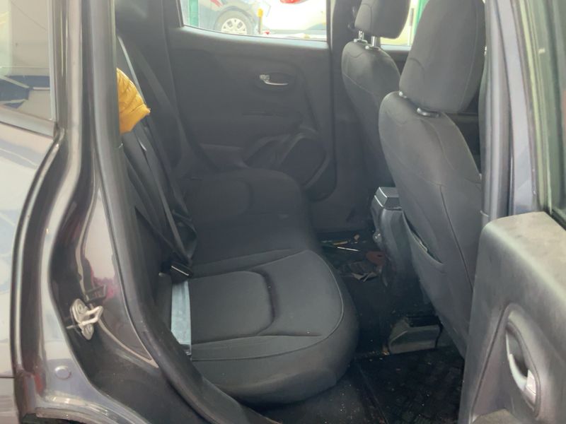 Jeep Renegade 1.0 TGDi Longitude 4x2 2021 – снимка 19