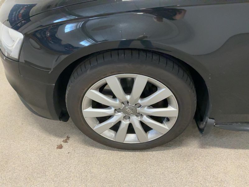 Audi A4 2.0 TDI Attraction 2013 – снимка 3