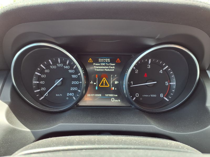 Land Rover Evoque 2.2 Sd4 Dynamic 2012 – снимка 18